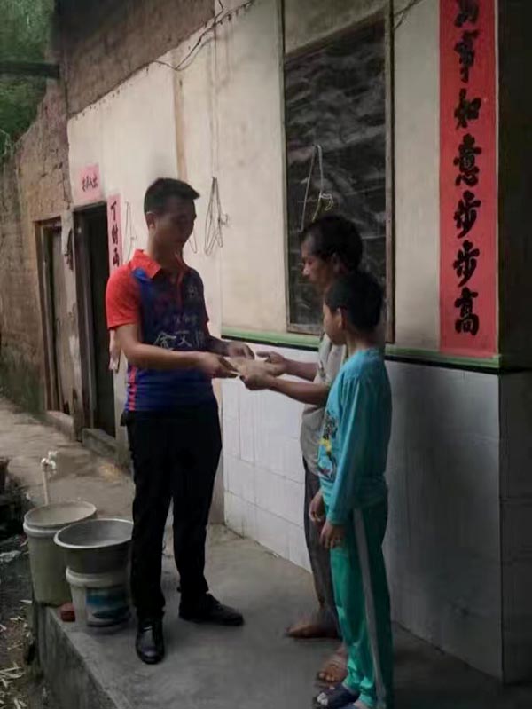 健康活动，致力善举，兴宁网信快3足球队好样的！