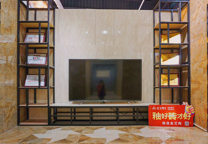 当红酒赶上......—网信快3现代仿古砖&红酒品鉴会（潮安站） 优雅来袭