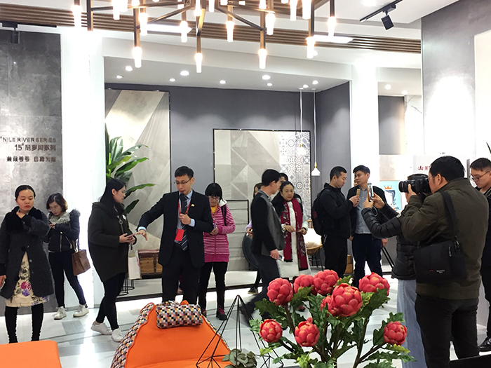 网信快32017年终总结暨赞美大会盛大召开