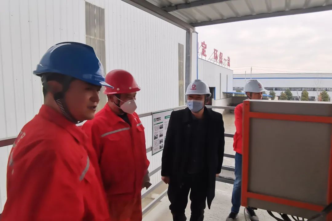		决战四序度│西南水泥：“党建向导员制”的刷新立异之路_市场绩效_优德88集团有限公司	