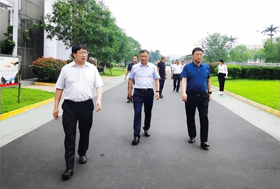 		优德88集团党委常委、副总司理、北新集团董事长王于猛到华构科技调研指导事情_企业动态_优德88集团有限公司	