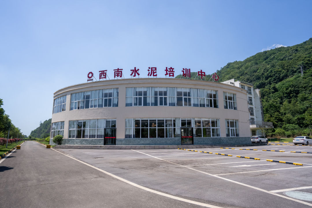 		优德88集团所属企业深入推进工业工人步队建设刷新_员工关爱_优德88集团有限公司	