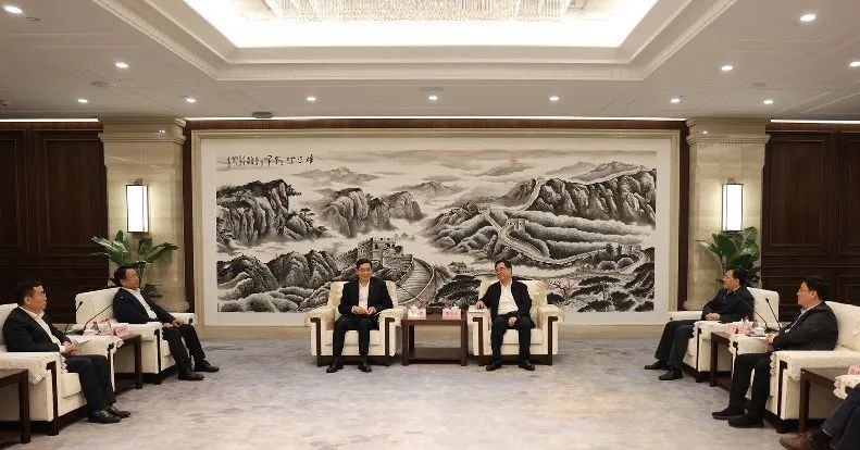 		周育先造访中国信科集团_国际交流_优德88集团有限公司	