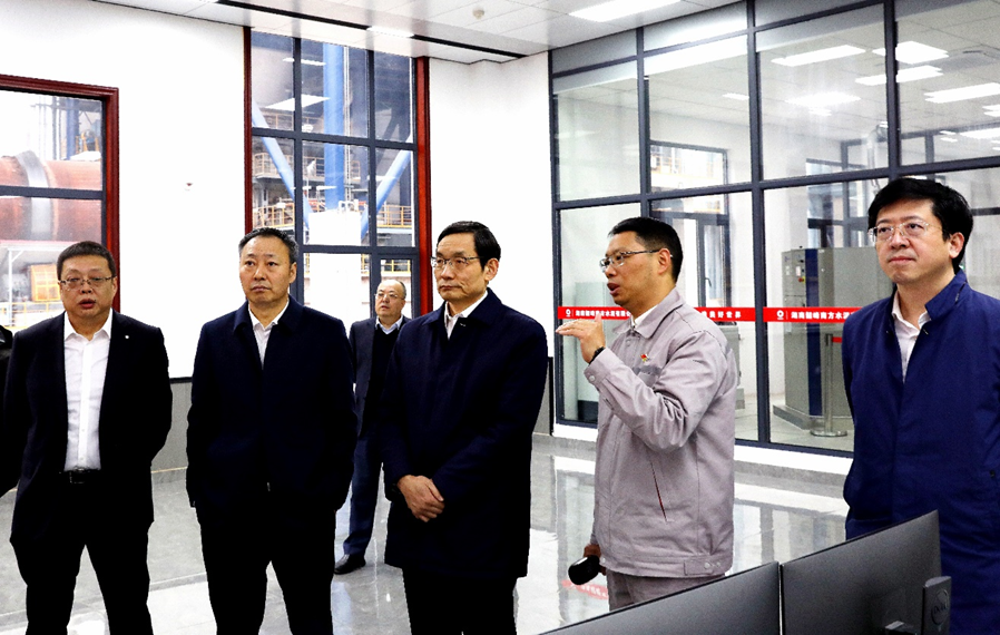 		周育先到湖南开展调研 | 深入一线指导，，，走访主要客户，，，开展商务谈判_国际交流_优德88集团有限公司	