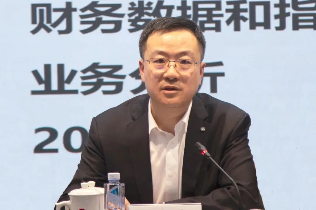 		优德88股份在京召开2022年度业绩宣布会_国际交流_优德88集团有限公司	