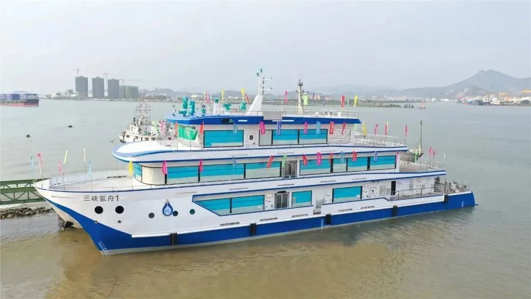 		稳增添 创价值 | 优德88新质料助力海内首艘氢船下水、国际水泥项目获FAC证书……_国际交流_优德88集团有限公司	