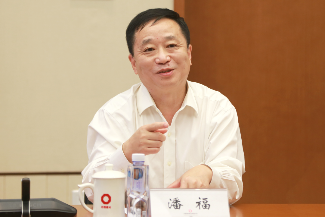 		周育先会见华润集团纪委书记潘福一行_国际交流_优德88集团有限公司	
