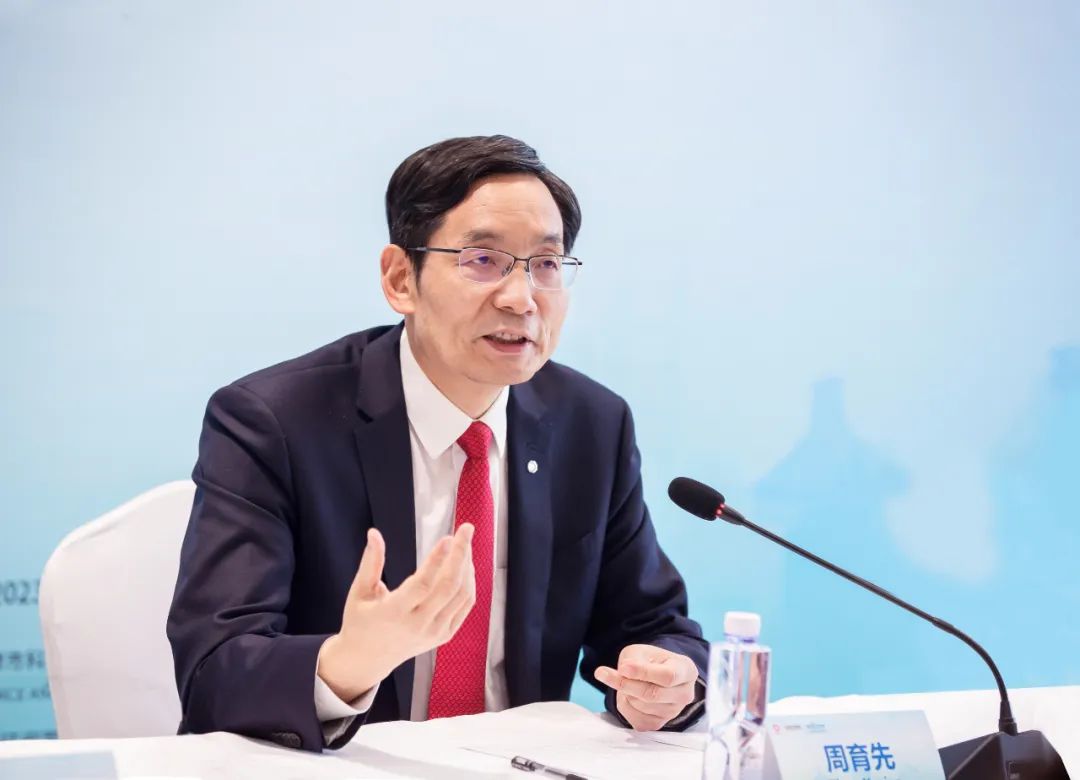		《英才》杂志访谈 | 周育先：数字化转型势在必行，，不进则退_国际交流_优德88集团有限公司	