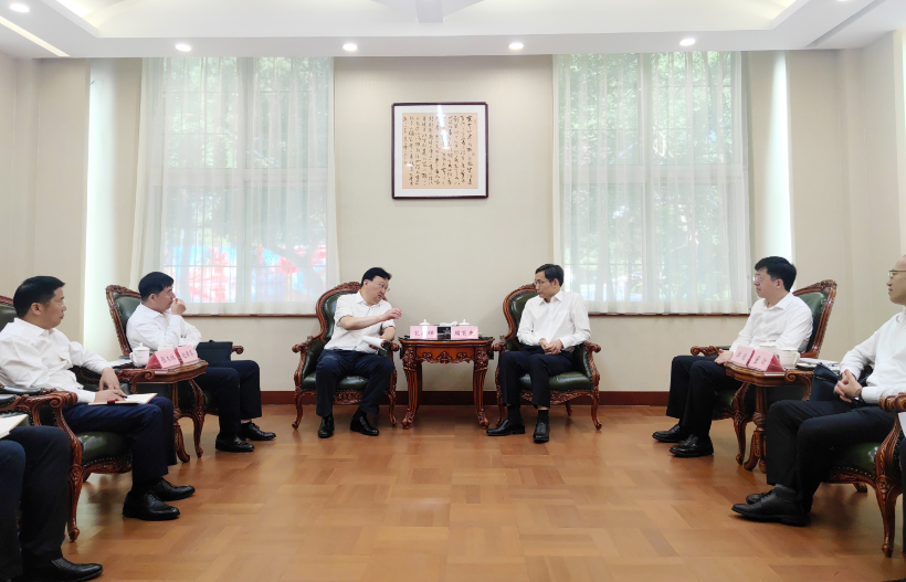 		周育先受邀加入国资央企助力东北周全振兴座谈会并调研集团在沈企业_国际交流_优德88集团有限公司	