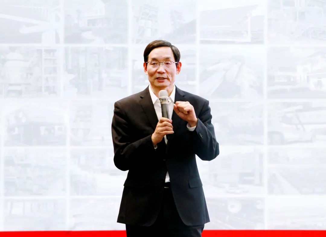 		周育先为集团第15期中青班及团员青年月表专题授课_企业培训_优德88集团有限公司	