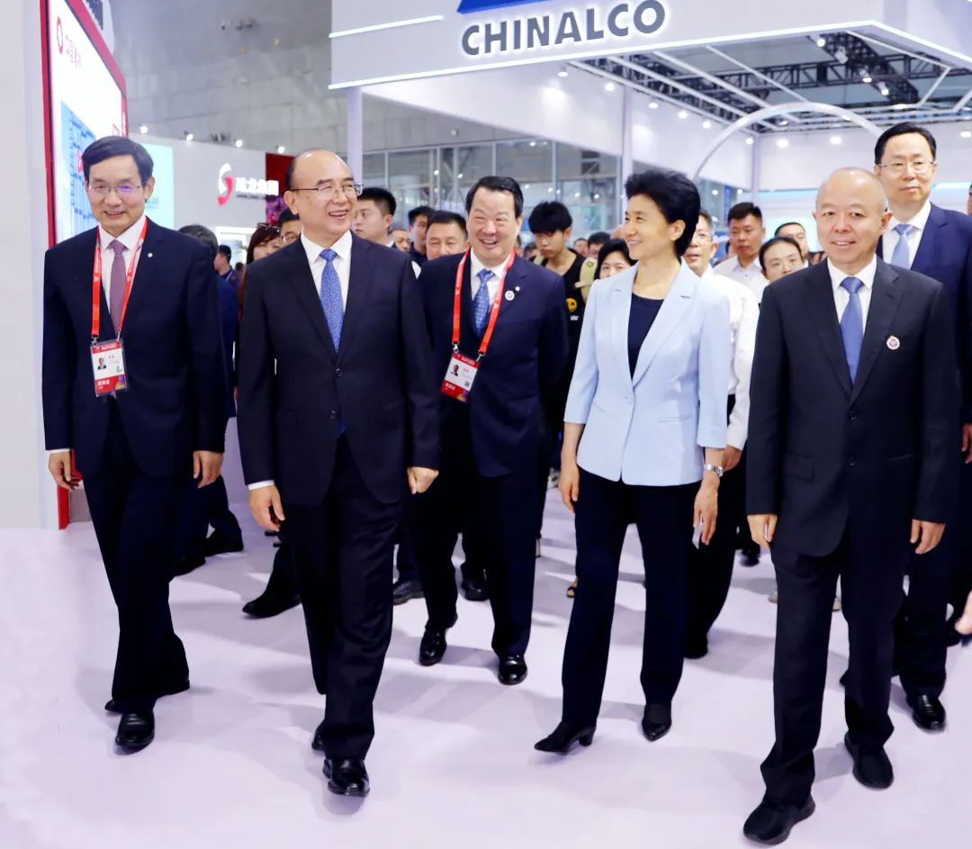 		周育先受邀出席第六届中国国际新质料工业展览会并作主旨演讲_责任撒播_优德88集团有限公司	