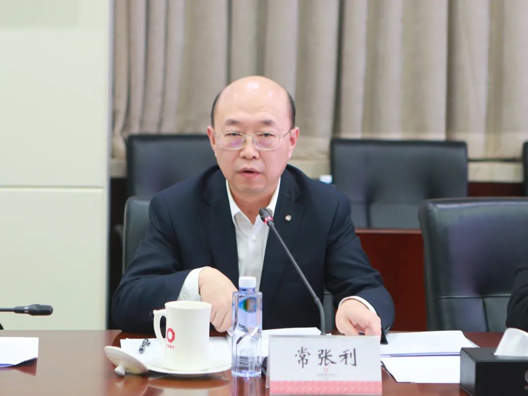 		优德88集团组织召开工程硕博士专项作育事情座谈会_事情信息_优德88集团有限公司	