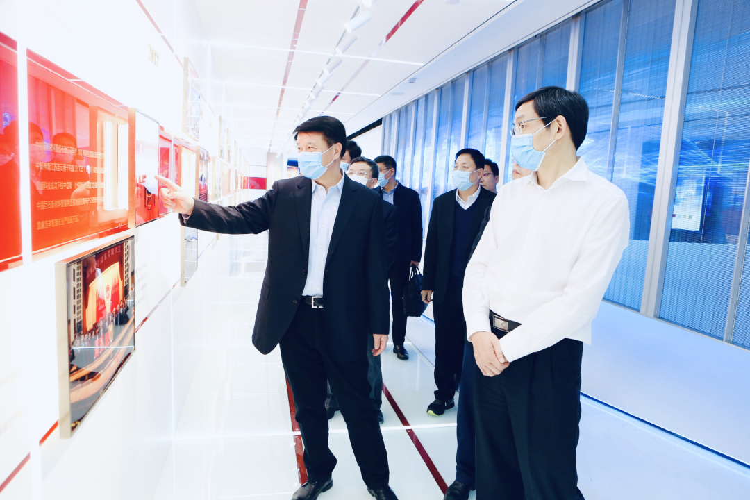 		周育先会见泰安市委书记崔洪刚一行_优德88要闻_优德88集团有限公司	