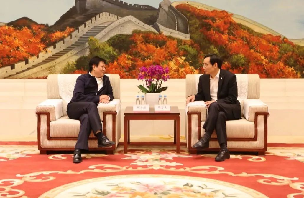 		国管局住宅中心到优德88集团开展主题联学运动_优德88要闻_优德88集团有限公司	