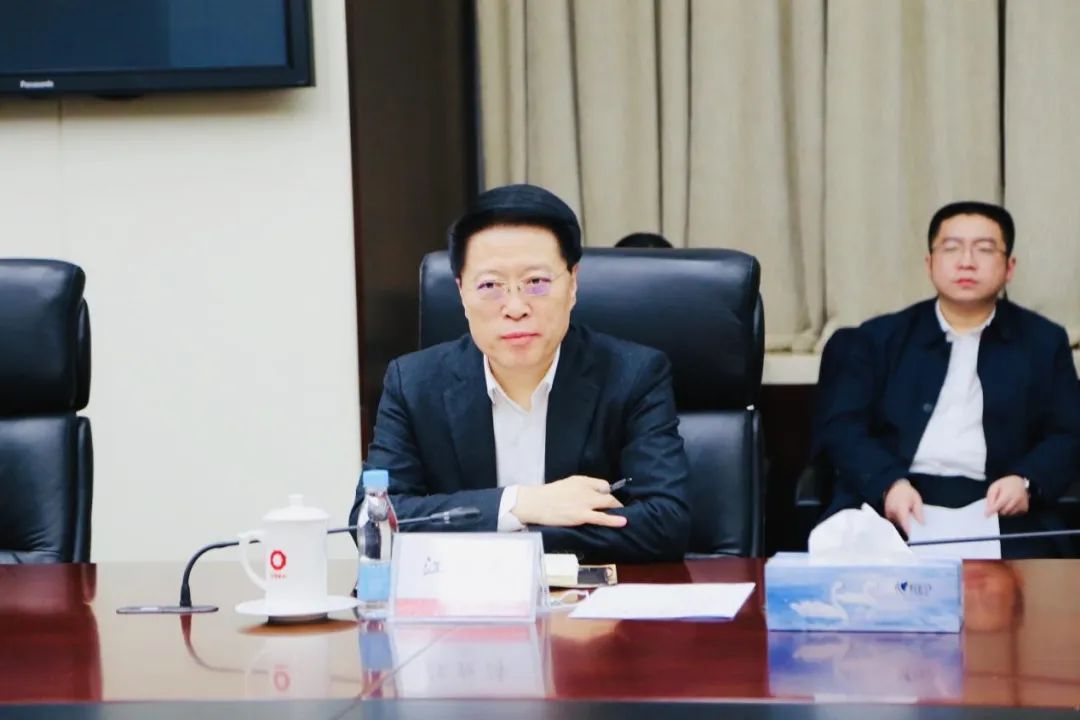 		周育先会见淄博市委书记江敦涛一行_优德88要闻_优德88集团有限公司	