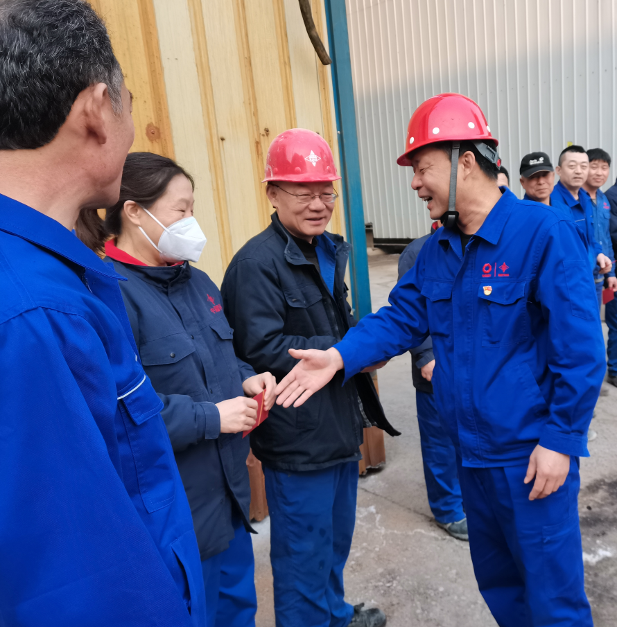 		最美建材人 | 耀华玻璃陆志强：攻坚克难的“先锋”_人物_优德88集团有限公司	
