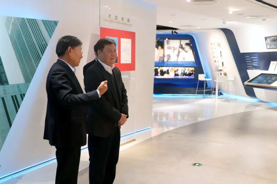 		李新华会见驻马店市委书记鲍常勇一行_优德88要闻_优德88集团有限公司	