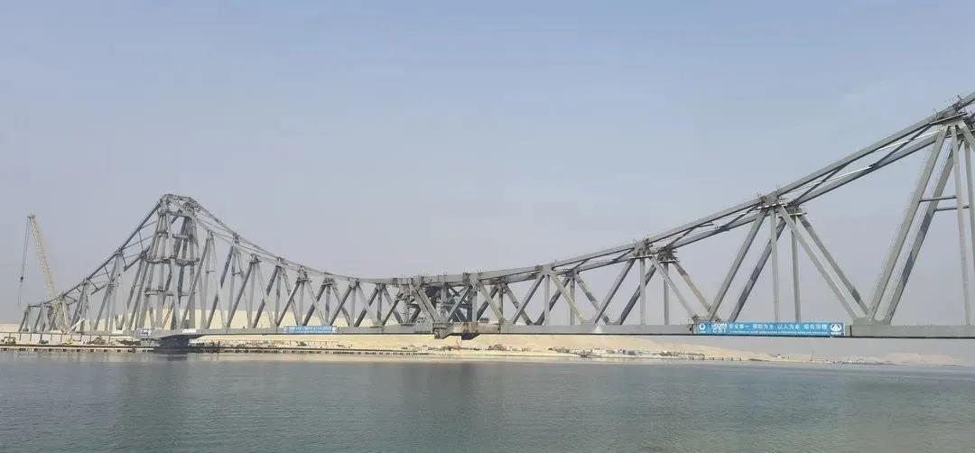		中材国际成都建材院总承包的苏伊士运河毗连亚非大陆铁路桥主体结构完工_企业动态_优德88集团有限公司	