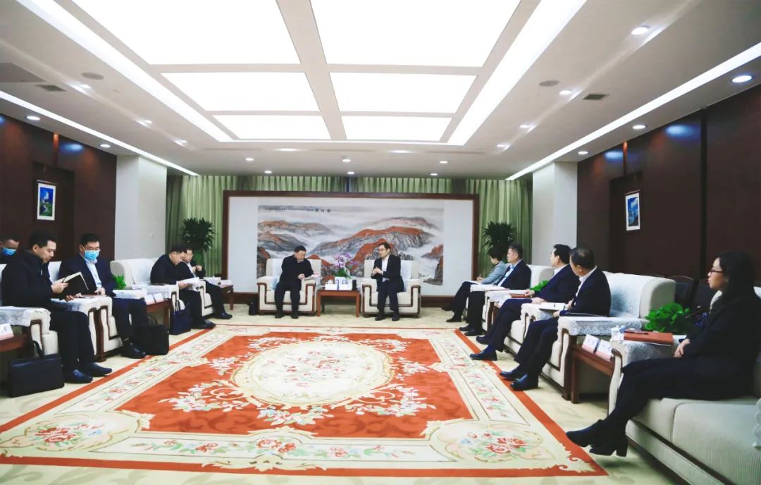 		周育先会见昭通市委书记郭大进一行_优德88要闻_优德88集团有限公司	