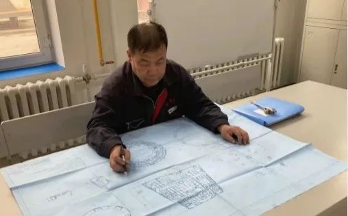 		最美建材人 | 哈玻院张万君：勇于立异的“手艺达人”_人物_优德88集团有限公司	