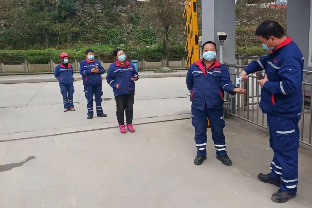 		办实事 暖人心 | 西南水泥：践行初心使命 自动继续作为_故事_优德88集团有限公司	