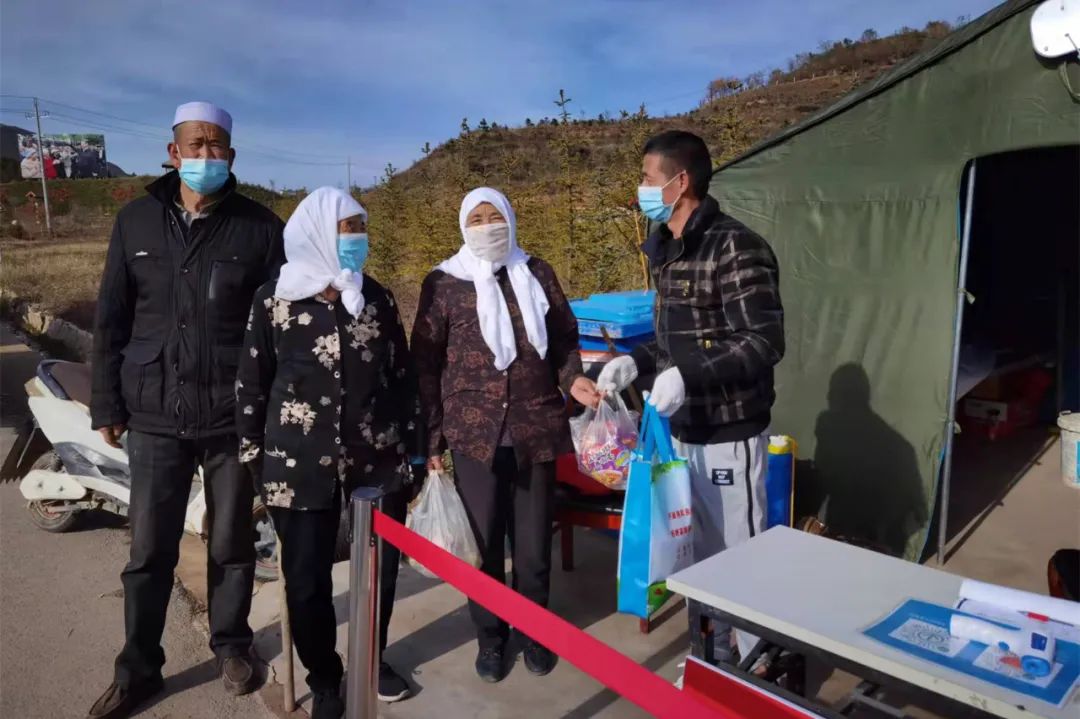 		最美建材人 | 咸阳陶瓷院雷先锋:心系黎民冷暖 助力墟落振兴的“第一书记”_人物_优德88集团有限公司	