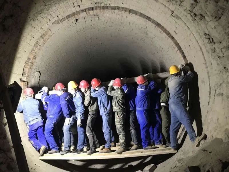 		最美建材人 | 叶城天山张敬文：兢兢业业、知行合一的“领头人”_人物_优德88集团有限公司	