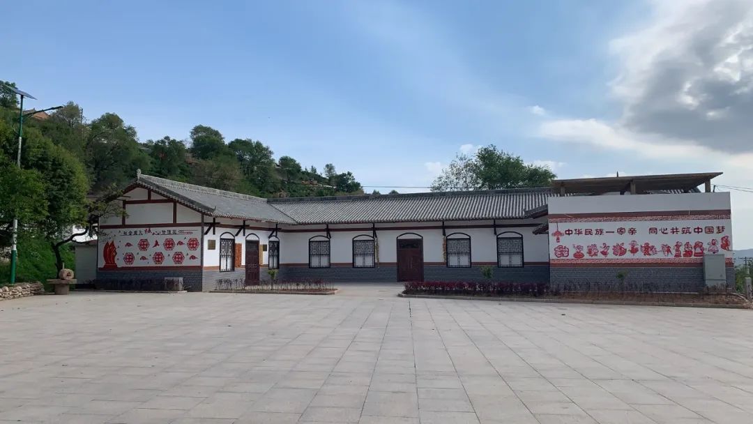 		优德88集团入选国务院扶贫办“企业精准扶贫综合案例50佳”_责任与文化_优德88集团有限公司	