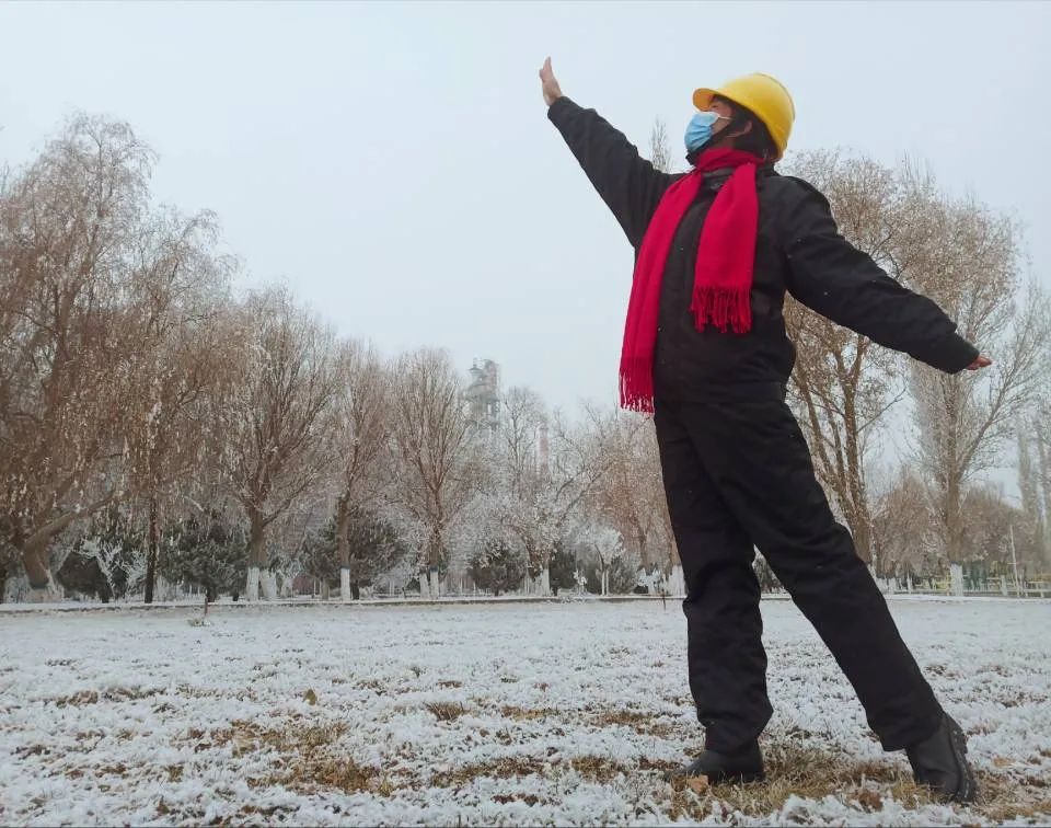 		雪花飘飘，，，，，，一起来浏览建材小同伴镜头下的漂亮雪景吧！_图片_优德88集团有限公司	