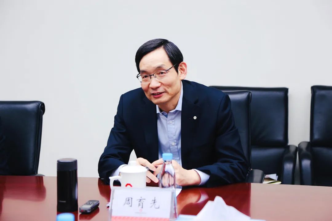 		周育先会见澳门湾峰董事长马志刚一行_国际交流_优德88集团有限公司	