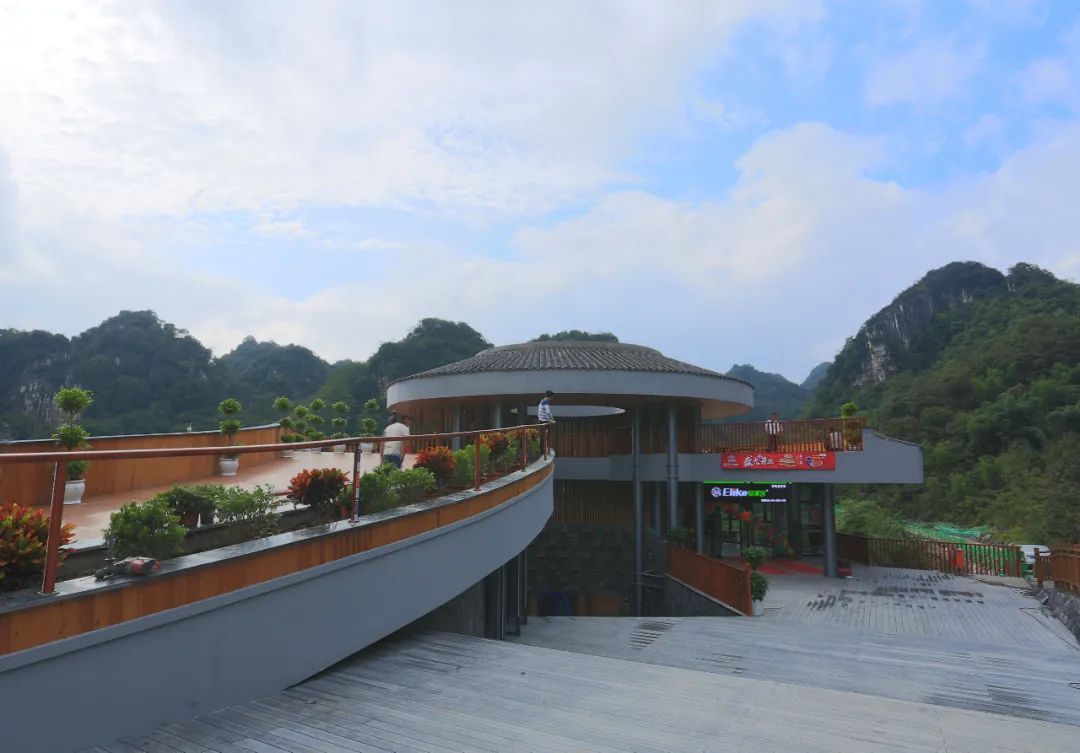 		清明时节，，，，，小料带你全球云打卡，，，，，浏览新型衡宇漂亮景物_图片_优德88集团有限公司	