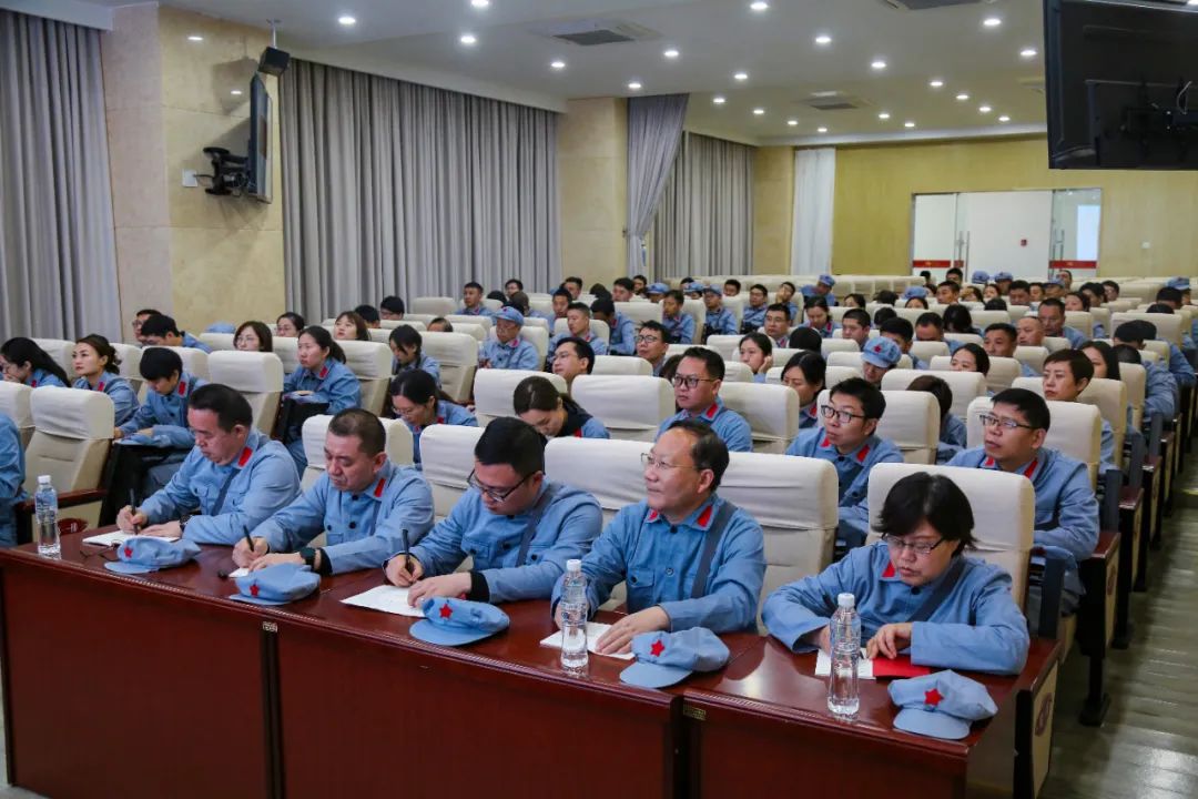 		第34站 | 优德88集团“健跑百年路 斗争新征程”（红军长征翻越夹金山站）运动乐成举行_企业动态_优德88集团有限公司	