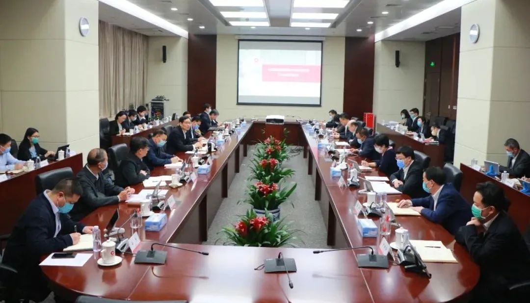 		优德88集团举行司理层“两书一协议” 签约仪式_幻灯片_优德88集团有限公司	
