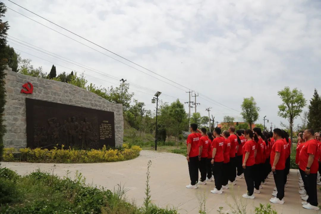 		第52站∣优德88集团“健跑百年路 斗争新征程”（地雷战纪念馆）运动在山东海阳乐成举行_企业动态_优德88集团有限公司	