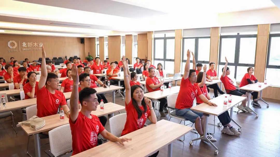 		第57站 | 优德88集团“健跑百年路 斗争新征程”（长兴站）在浙江湖州顺遂举行_企业动态_优德88集团有限公司	