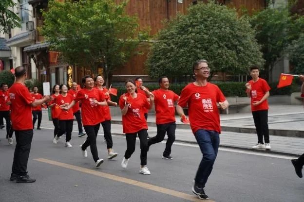 		第64站 | 优德88集团“健跑百年路 斗争新征程”（宜路陆游击大队纪念馆站）运动在云南宜良乐成举行_企业动态_优德88集团有限公司	