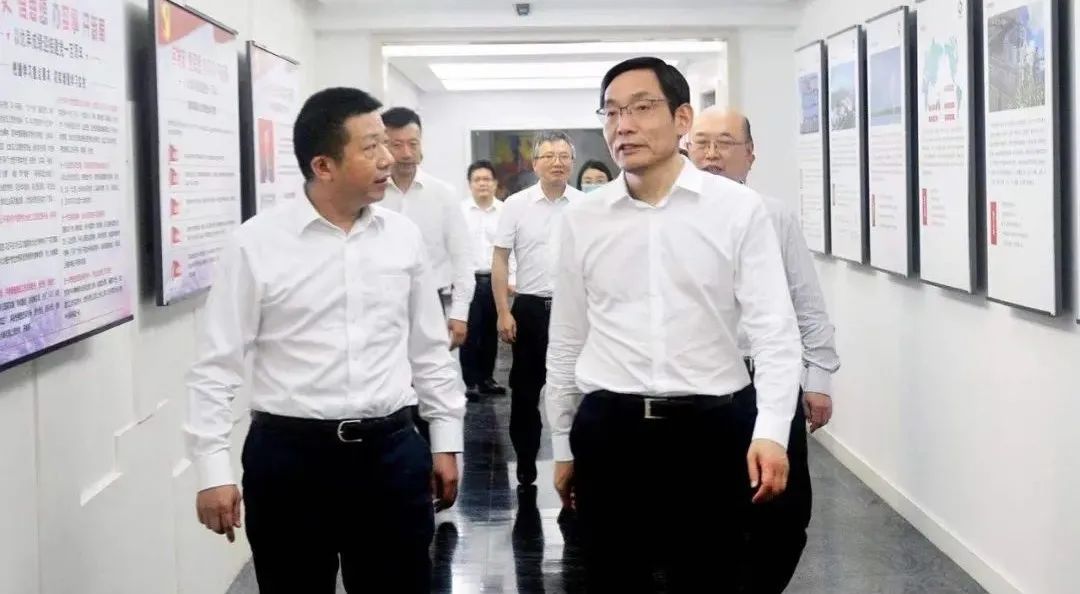 		周育先一行会见招商局集团_优德88要闻_优德88集团有限公司	
