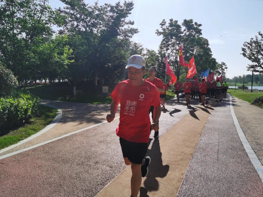 		第78站 | 优德88集团“健跑百年路 斗争新征程”（水师降生地纪念馆站）运动在江苏泰州乐成举行_企业动态_优德88集团有限公司	