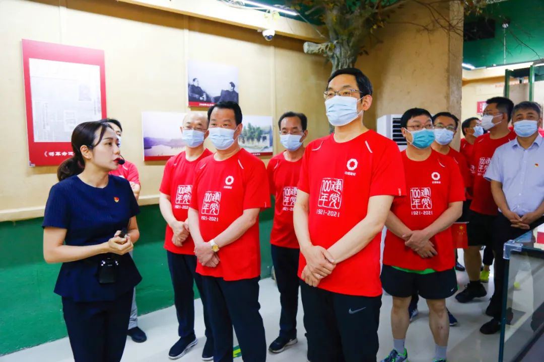 		第92站 | 优德88集团“健跑百年路 斗争新征程”（渡江战争总前委孙家圩子旧址站）运动在安徽蚌埠顺遂举行_企业动态_优德88集团有限公司	