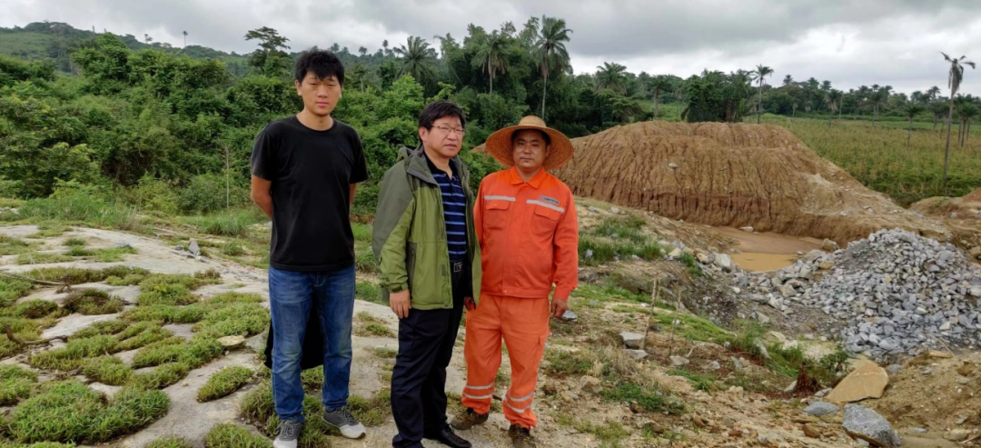 		最美建材人 | 地勘中心江苏总队王思文：非洲大陆的事情达人，，，，，通俗岗位的欠亨俗人生_人物_优德88集团有限公司	