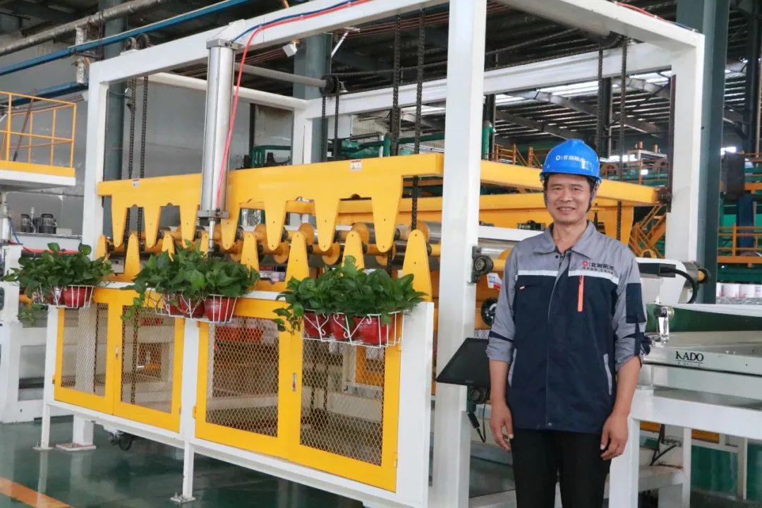 		最美建材人 | 北新防水贾嘹亮：由于责任，，，以是坚守_最美建材人_优德88集团有限公司	