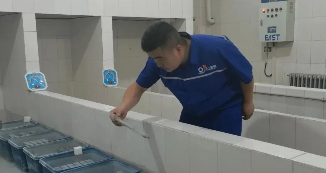 		最美建材人 | 天山水泥李江涛：用阳光起劲的心态面临生涯与事情_最美建材人_优德88集团有限公司	