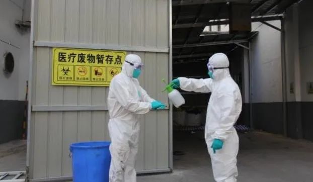 		办实事 暖人心 | 南京中联：水泥窑协同处置惩罚医废垃圾，，，，，守好疫情防控“最后一道关”_办实事暖人心_优德88集团有限公司	