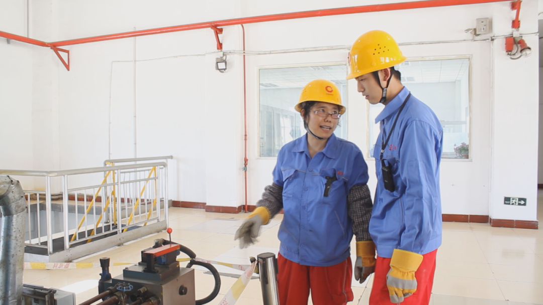 		最美建材人 | 宁夏建材青水股份丁娟：水泥厂里的“铁娘子”，，，，生产岗位的“女男子”_最美建材人_优德88集团有限公司	