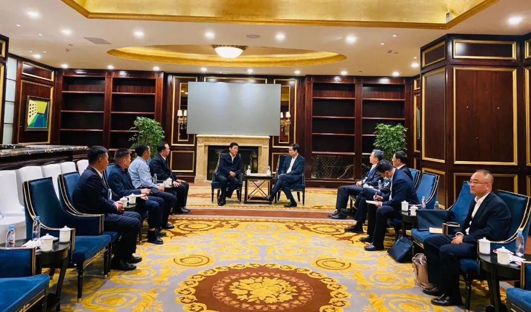 		周育先受邀加入中央企业援藏事情聚会暨国资央企助力西藏高质量生长聚会_优德88要闻_优德88集团有限公司	
