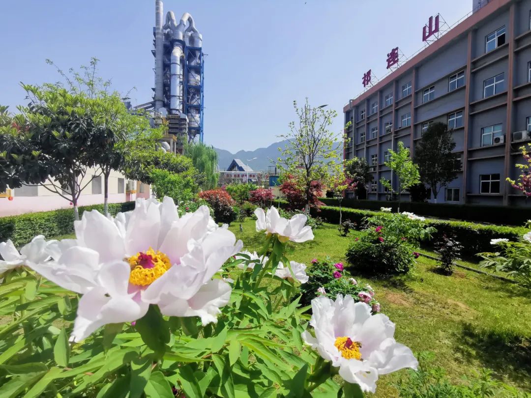 		建材人诗字画里过中秋|善用文化中心_图片_优德88集团有限公司	