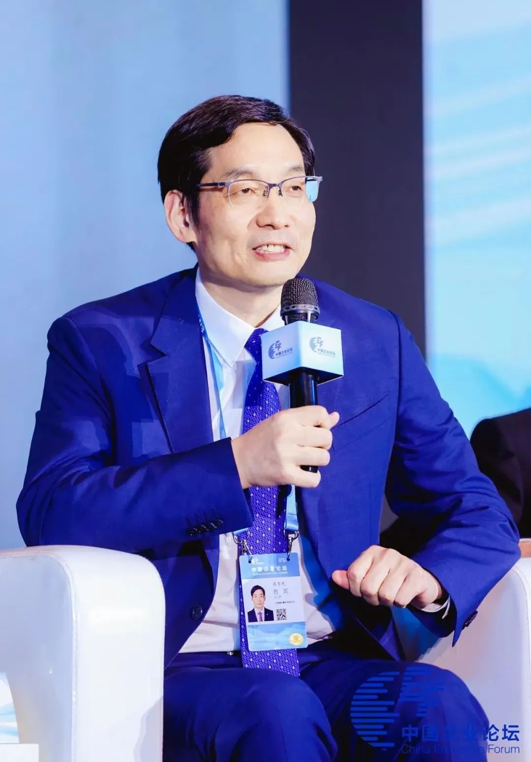		周育先受邀出席第四届中国企业论坛_责任撒播_优德88集团有限公司	