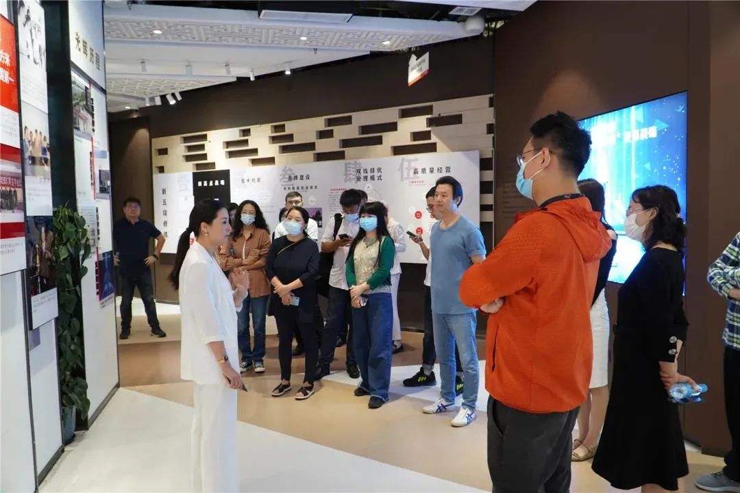 		媒体走进中建材 | 高质量党建引领高质量生长典范宣传国资委组织媒体走进北新建材_企业动态_优德88集团有限公司	