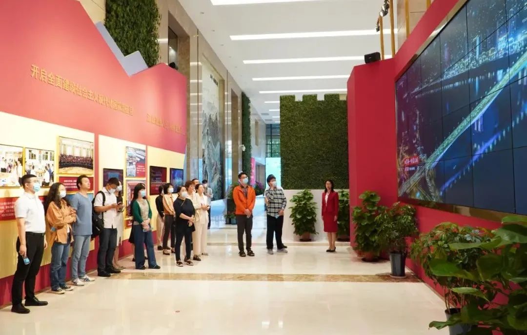 		媒体走进中建材 | 高质量党建引领高质量生长典范宣传国资委组织媒体走进北新建材_企业动态_优德88集团有限公司	