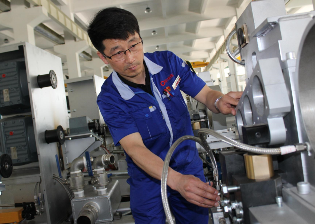 		最美建材人 | 蚌埠凯盛马永飞：生产一线的“小巷总理”_人物_优德88集团有限公司	